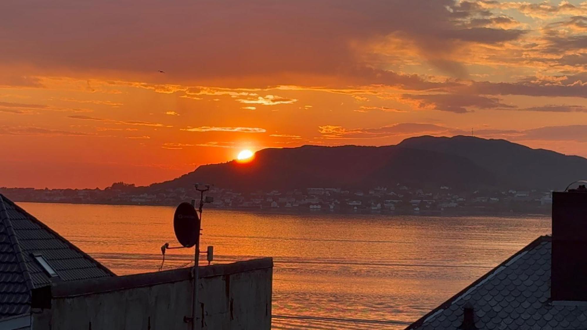 Alesund Sentrum Apartment Ngoại thất bức ảnh